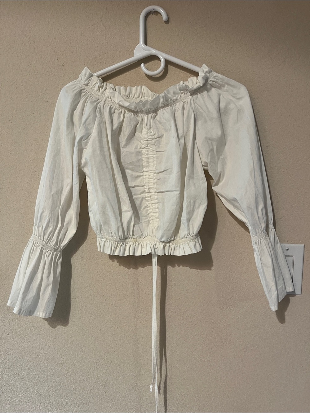 EUC boho off white ruffle blouse